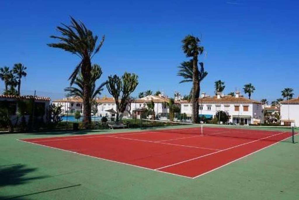 Bungalow En Los Balcones Planta Baja Manzana 5 Numero 18 Αλικάντε Εξωτερικό φωτογραφία